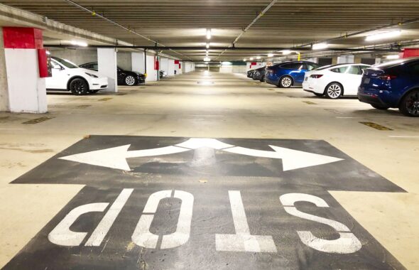 建物内の地下駐車場は安全？火災・浸水・地震への備えと管理ポイントを徹底紹介！